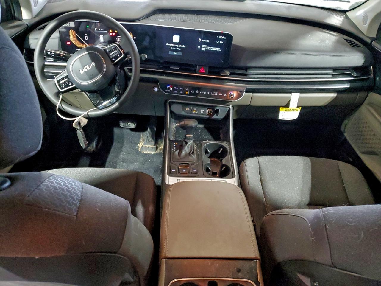 Kia Carnival Lx