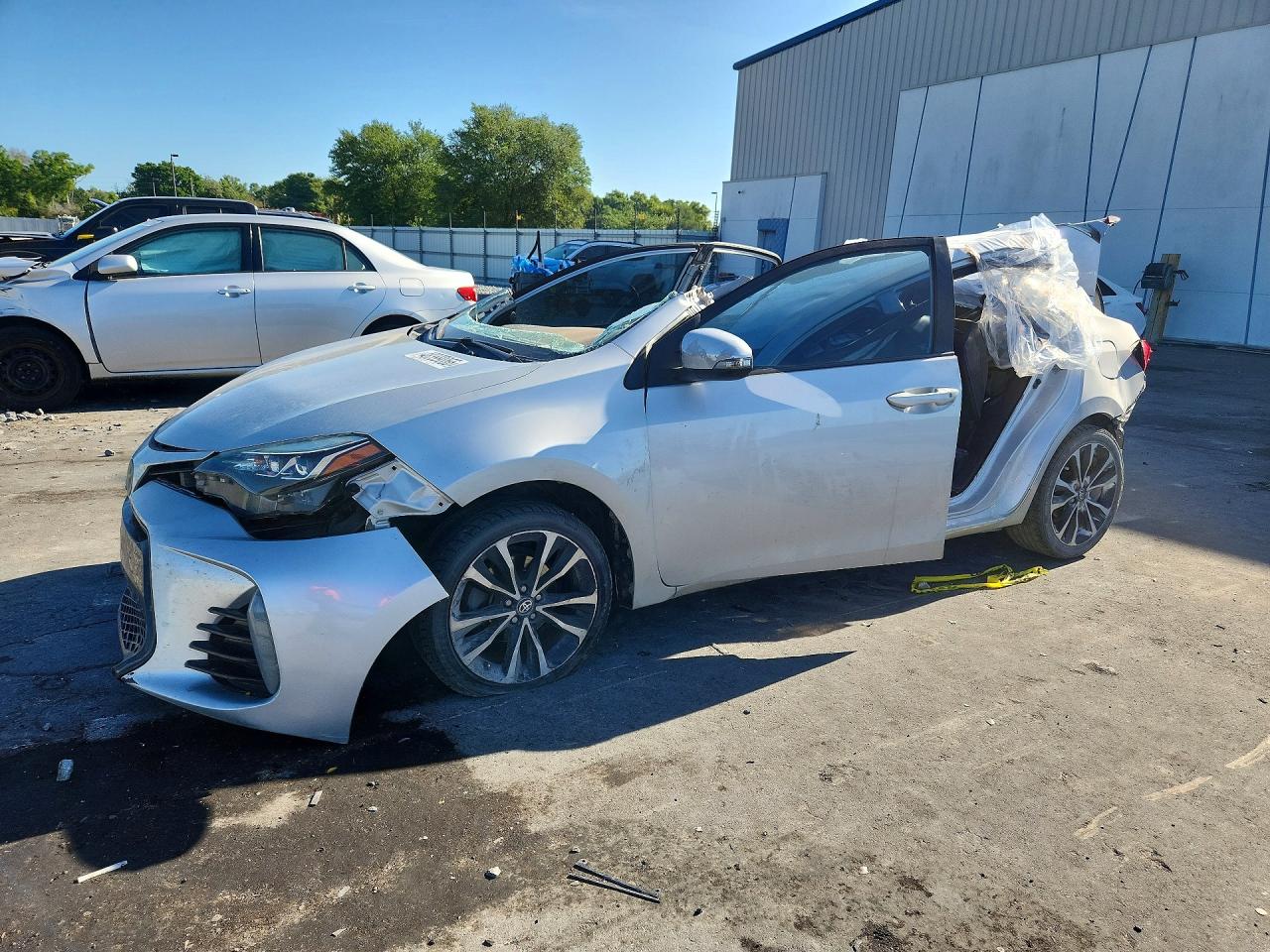 Salvage Toyota Corolla Image