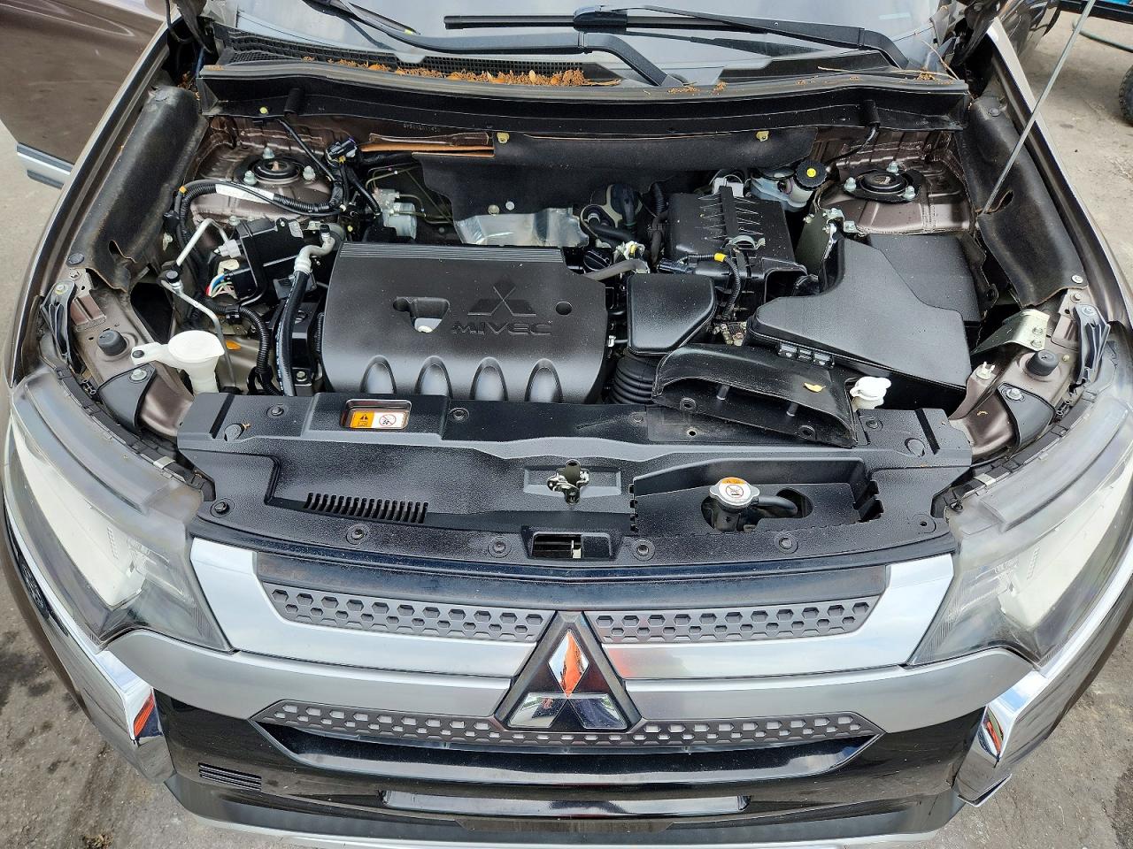 Mitsubishi Outlander Es