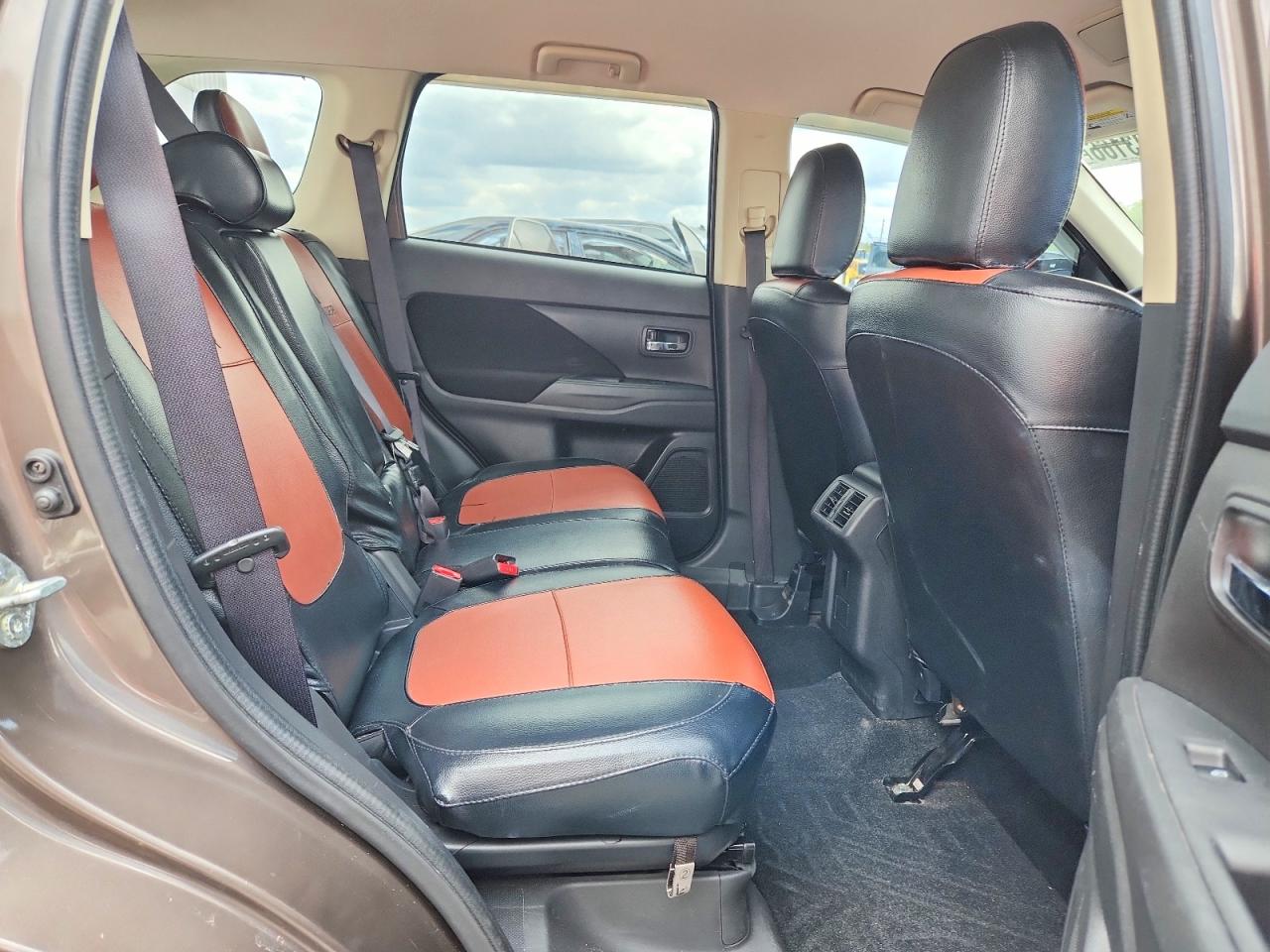 Mitsubishi Outlander Es