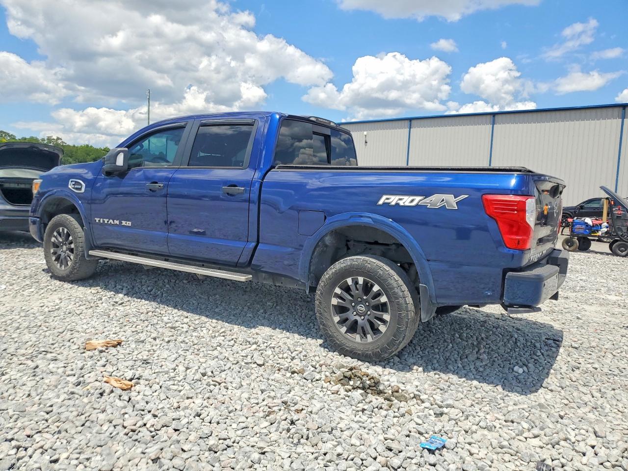 Nissan Titan Pro-4x