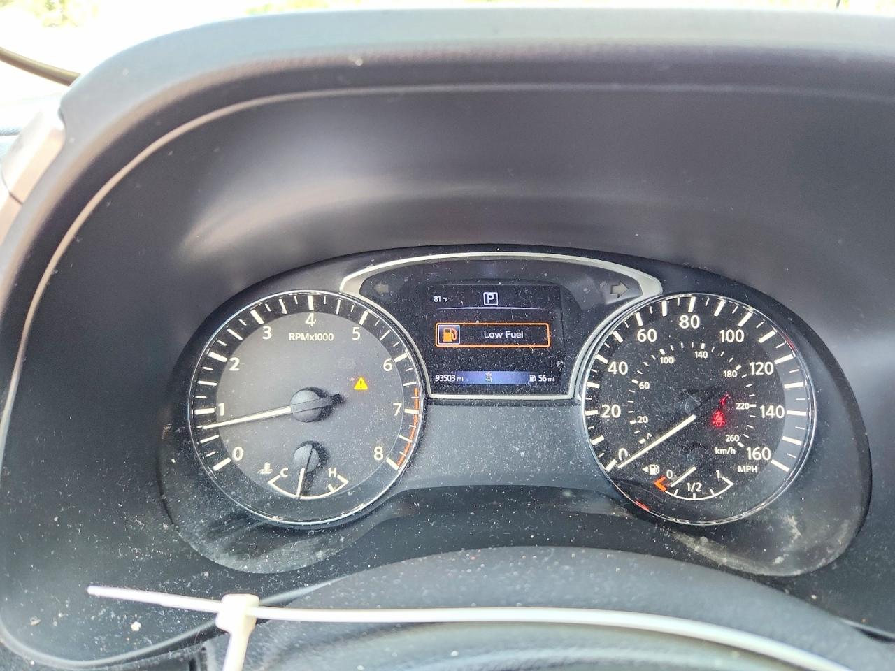 Nissan Pathfinder S