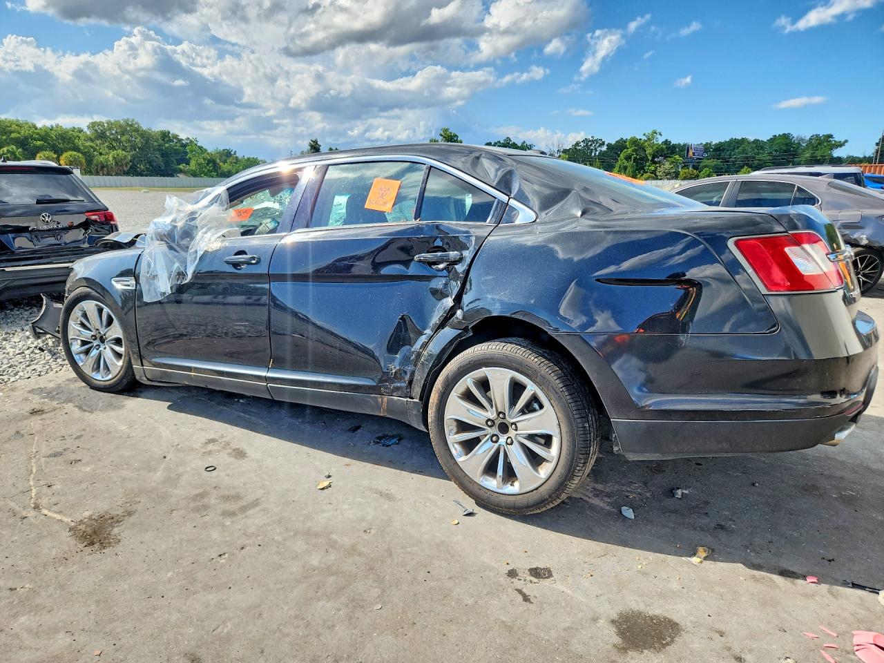Ford Taurus Limited