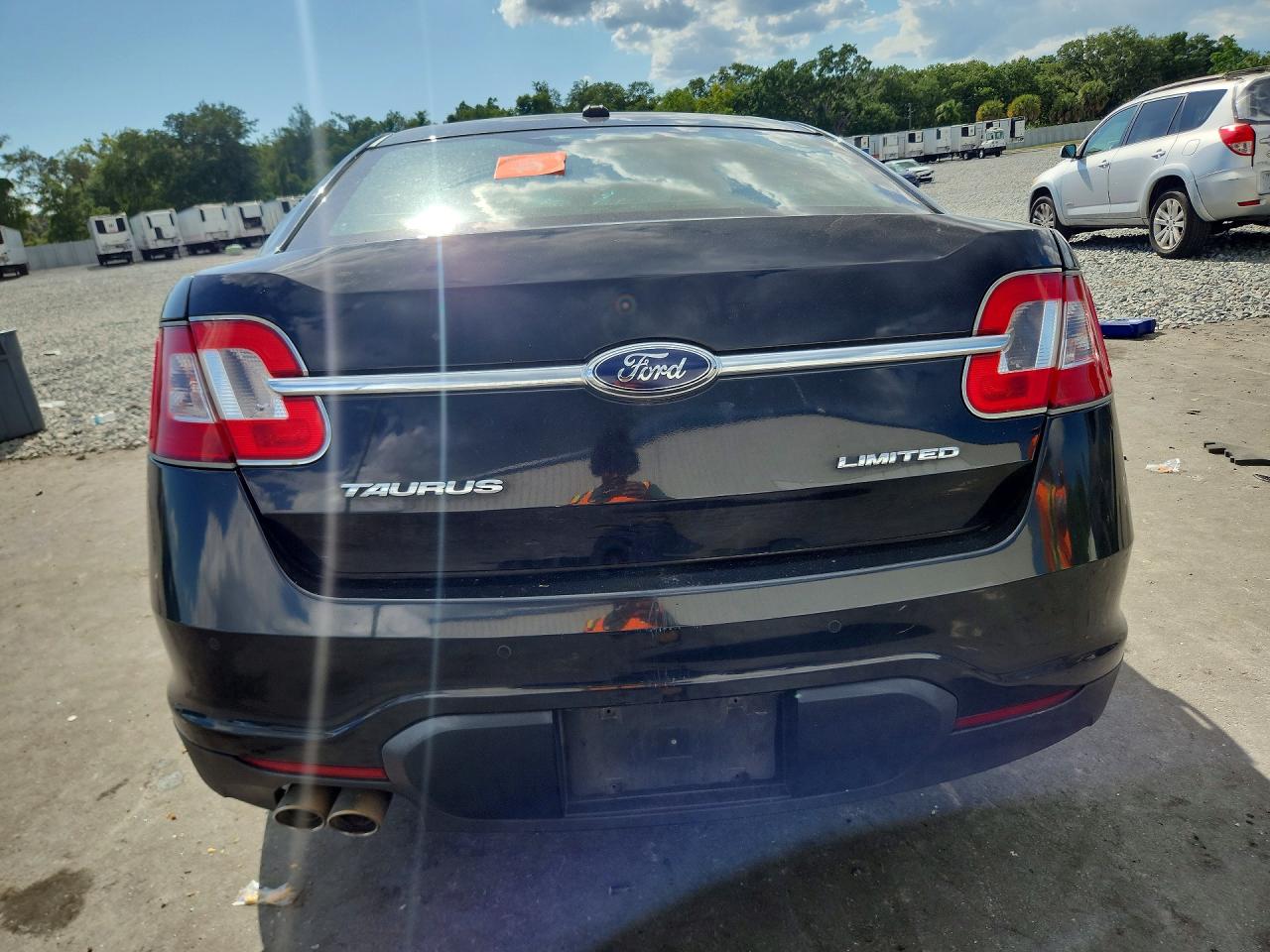 Ford Taurus Limited