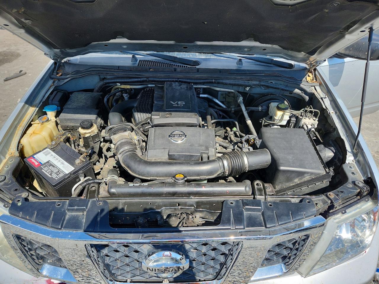 Nissan Frontier S