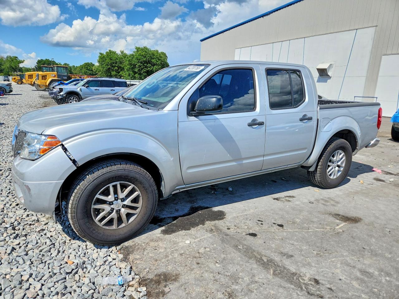 Salvage Nissan Frontier Image