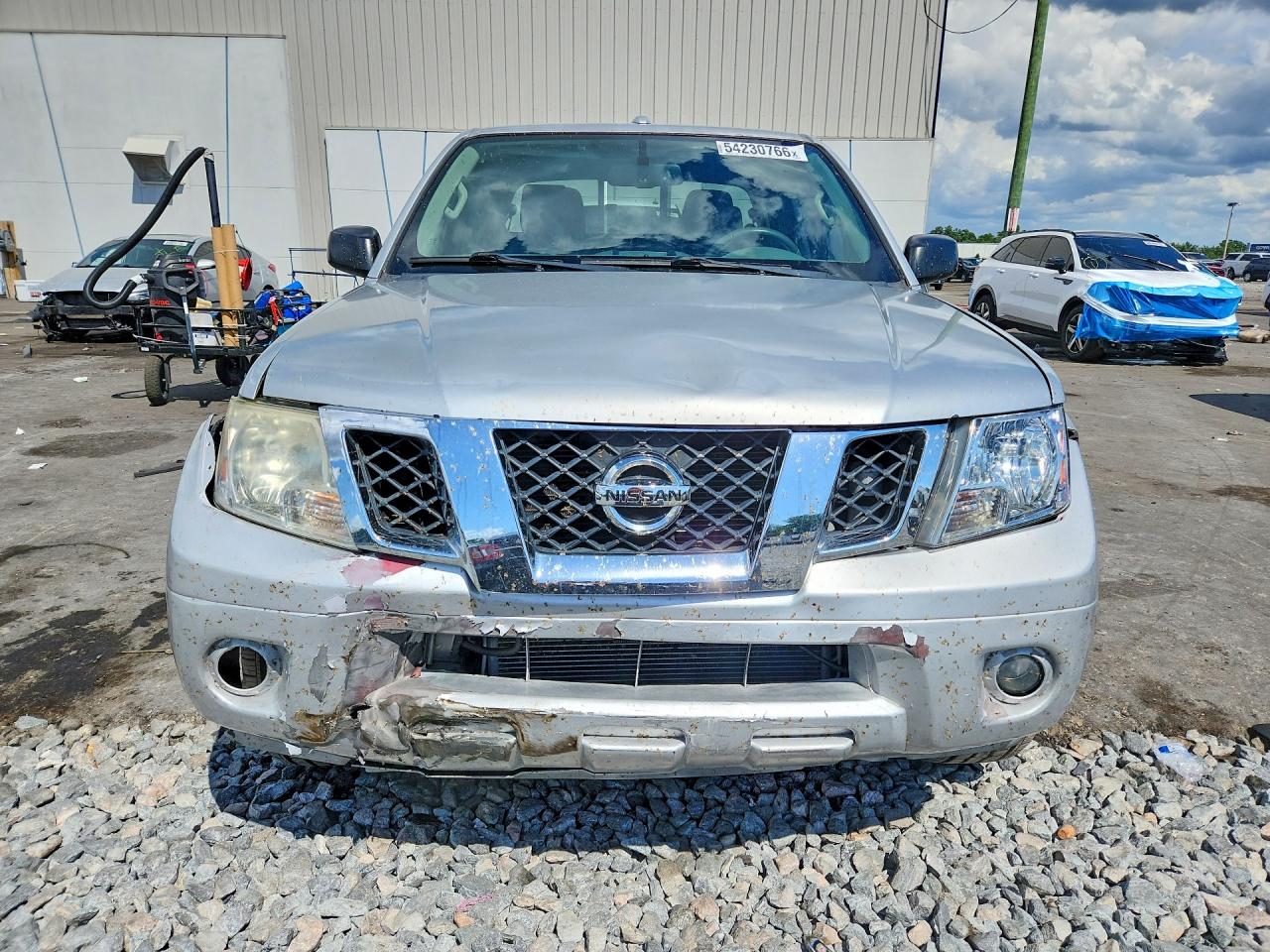 Nissan Frontier S