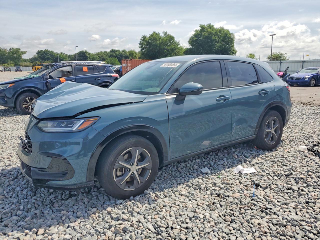 Salvage Honda HR-V Image