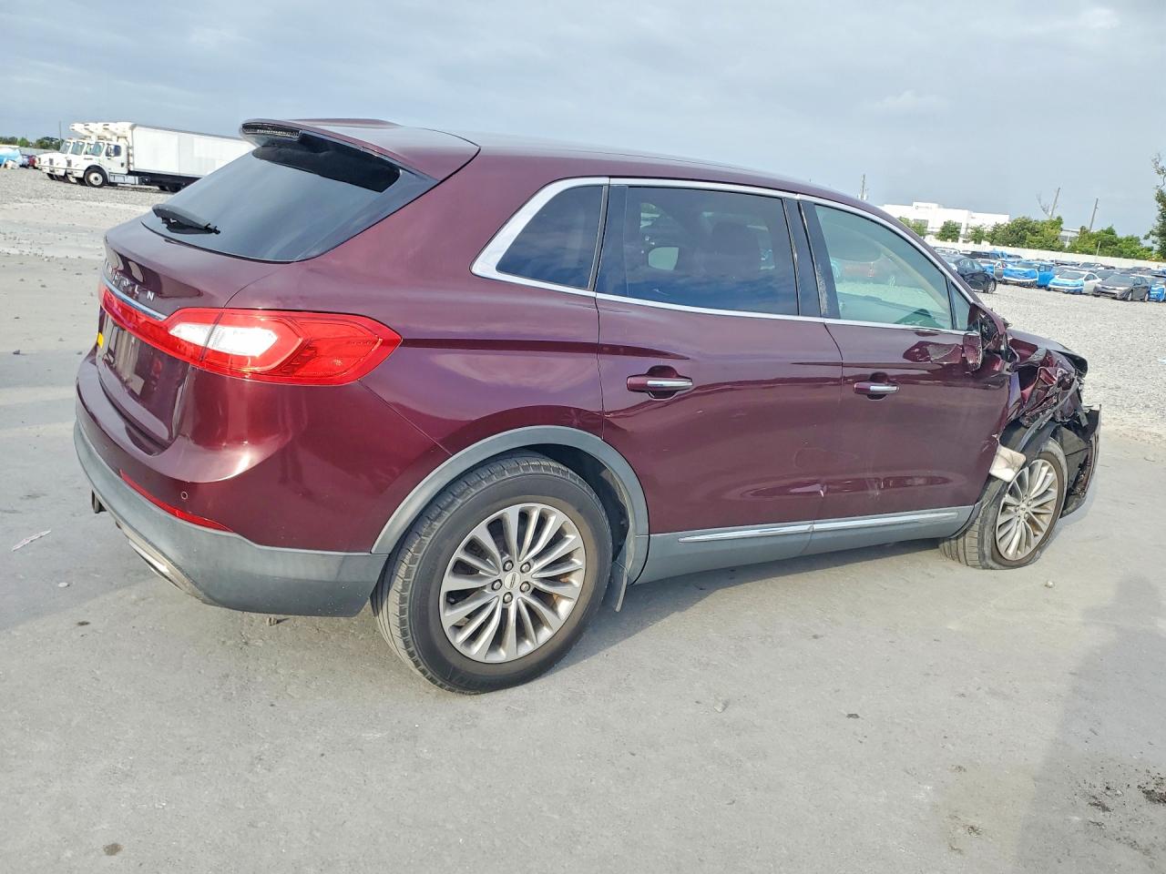 Lincoln MKX Select