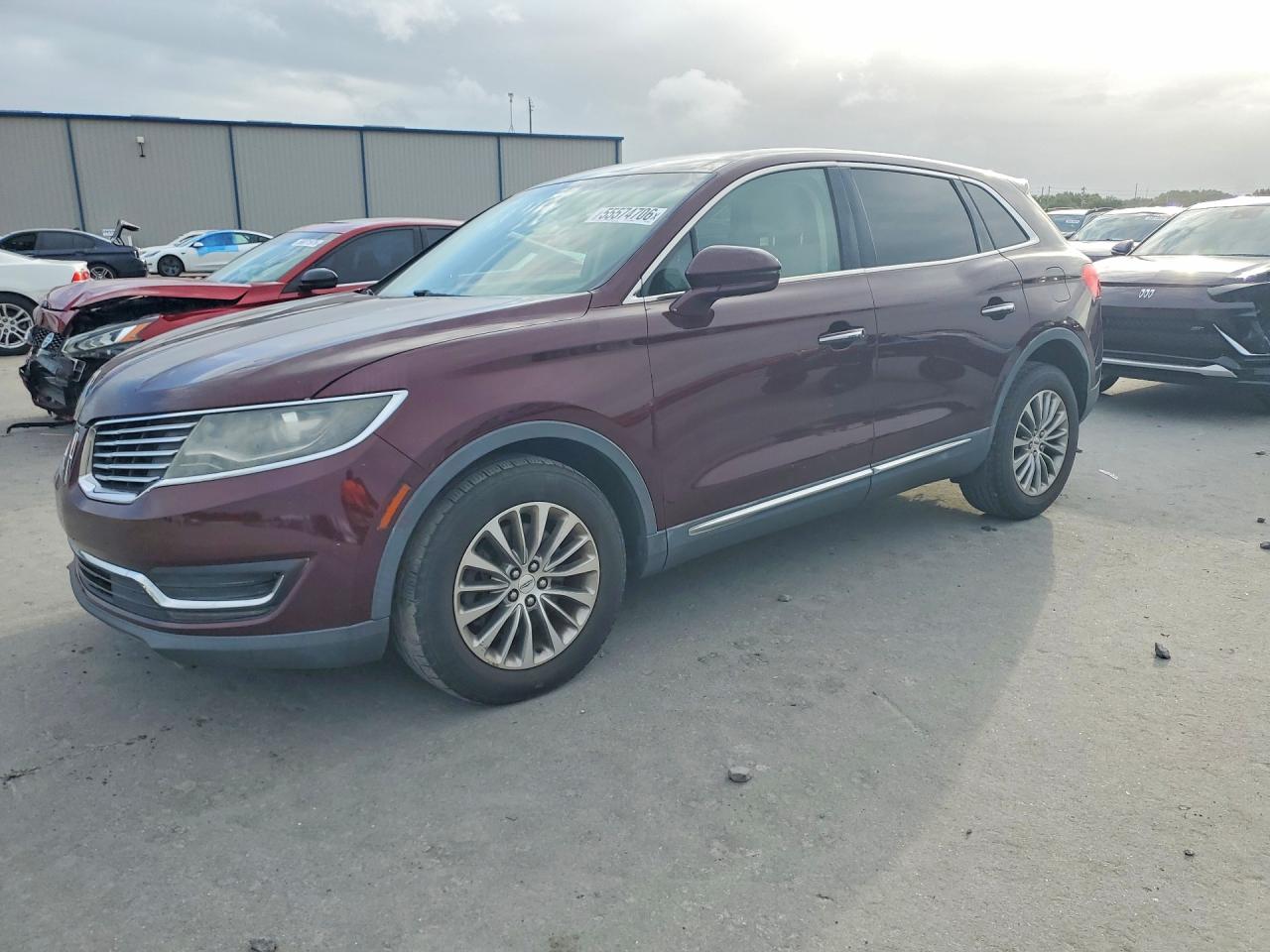 Salvage Lincoln MKX Image