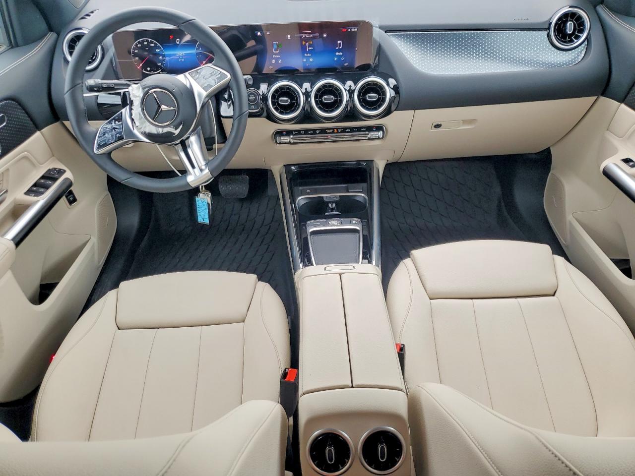 Mercedes-Benz GLA 250 4matic