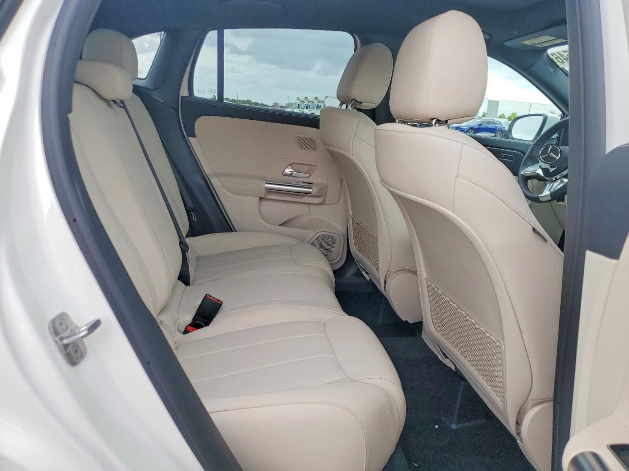 Mercedes-Benz GLA 250 4matic