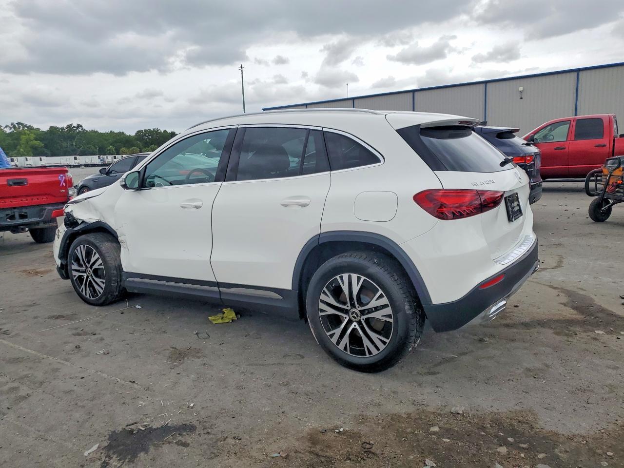 Mercedes-Benz GLA 250 4matic