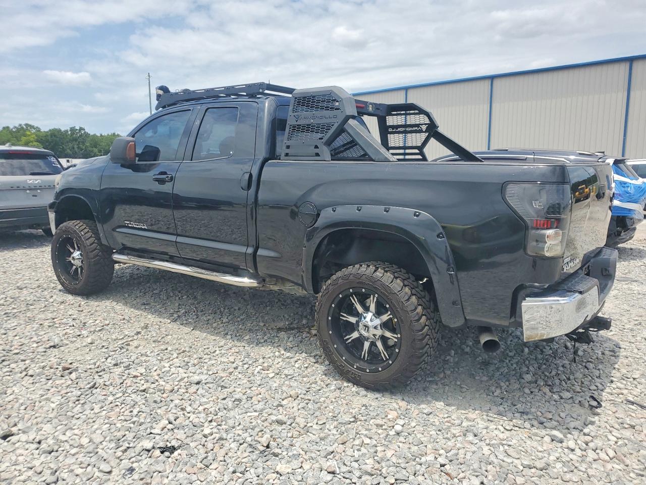 Toyota Tundra Double Cab Sr5