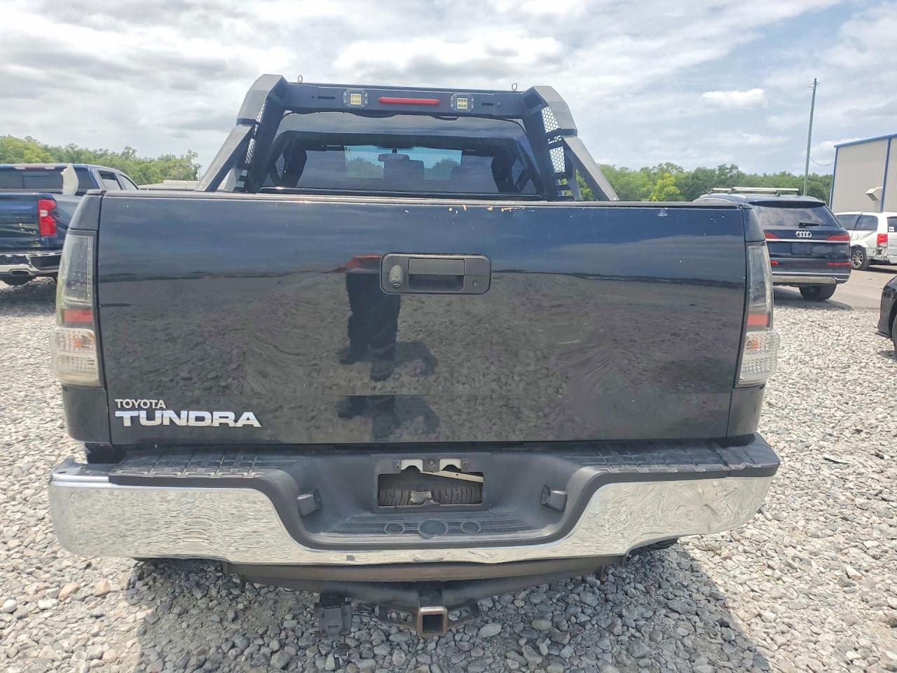 Toyota Tundra Double Cab Sr5