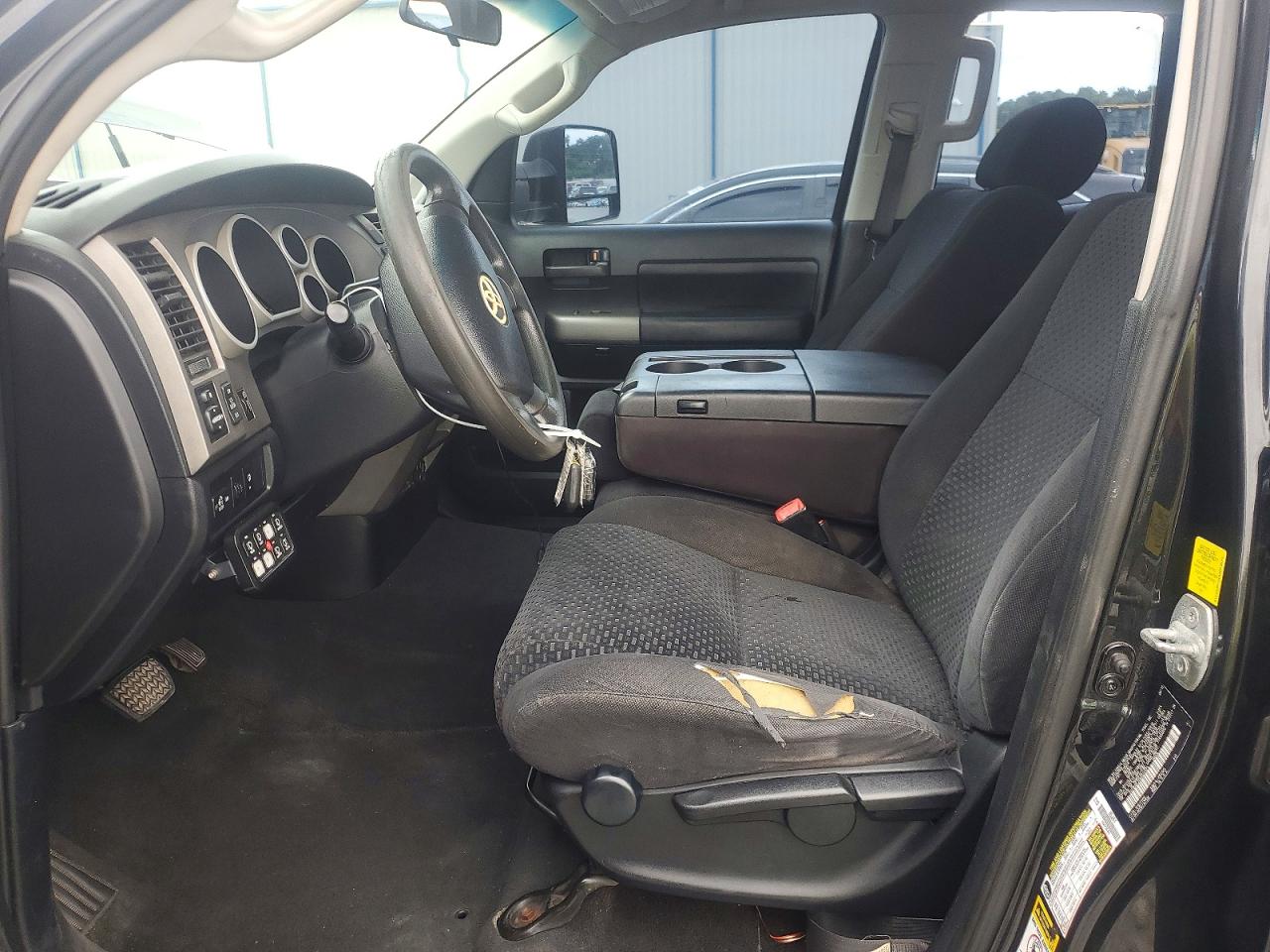 Toyota Tundra Double Cab Sr5
