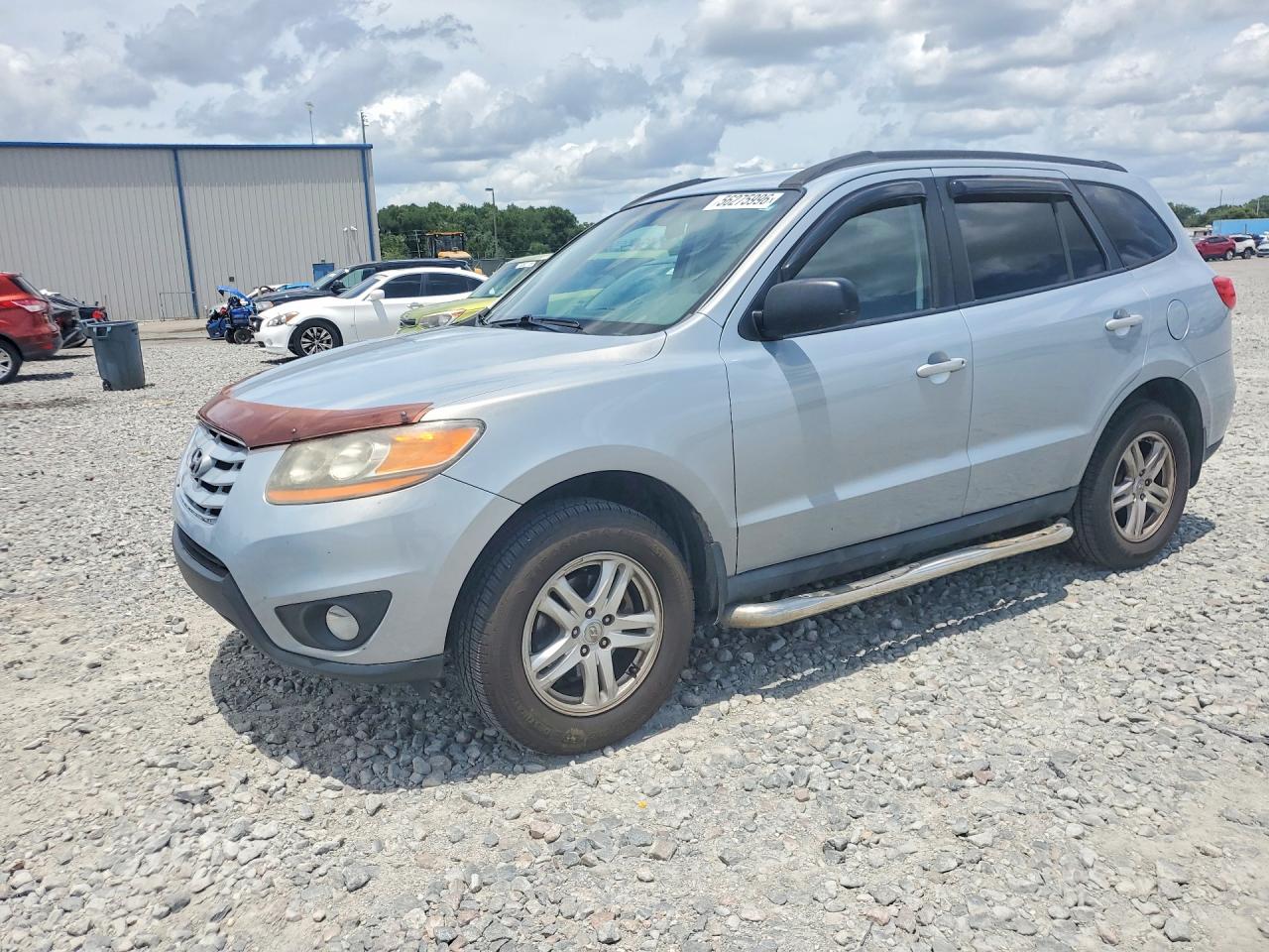 Salvage Hyundai SANTA FE Image