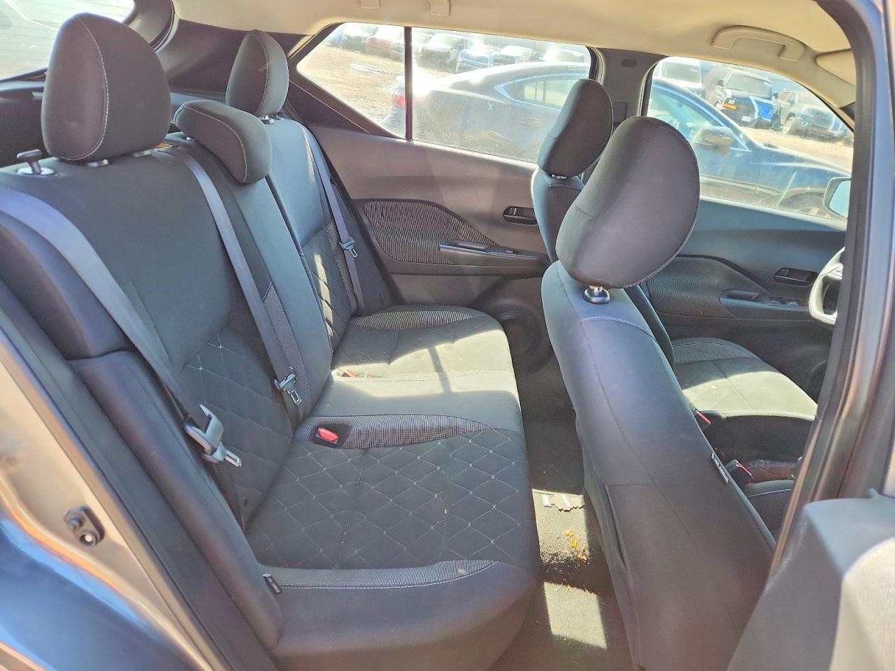 Nissan Kicks S