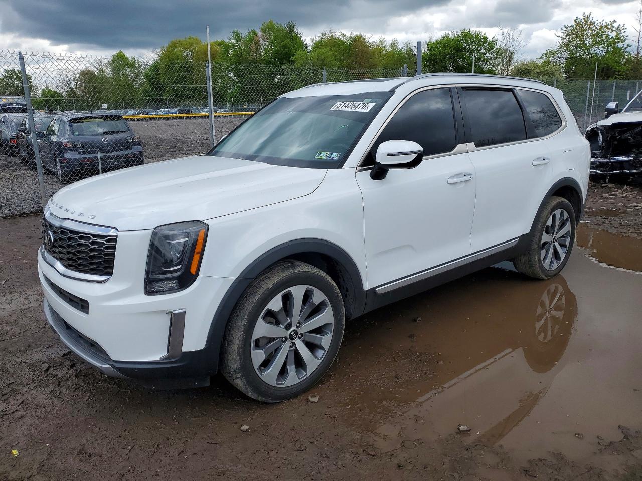 Salvage Kia Telluride Image
