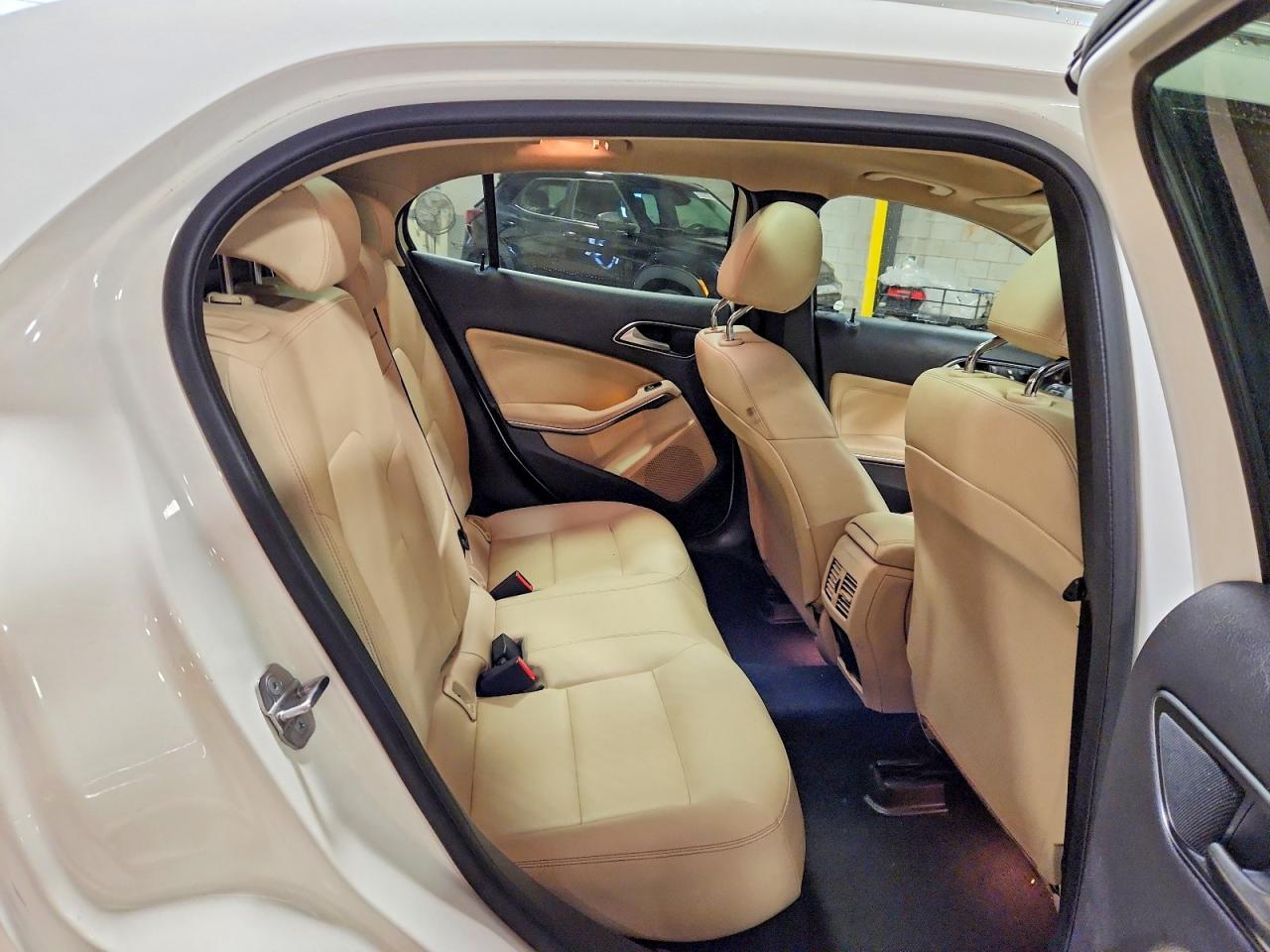 Mercedes-Benz GLA 250 4matic