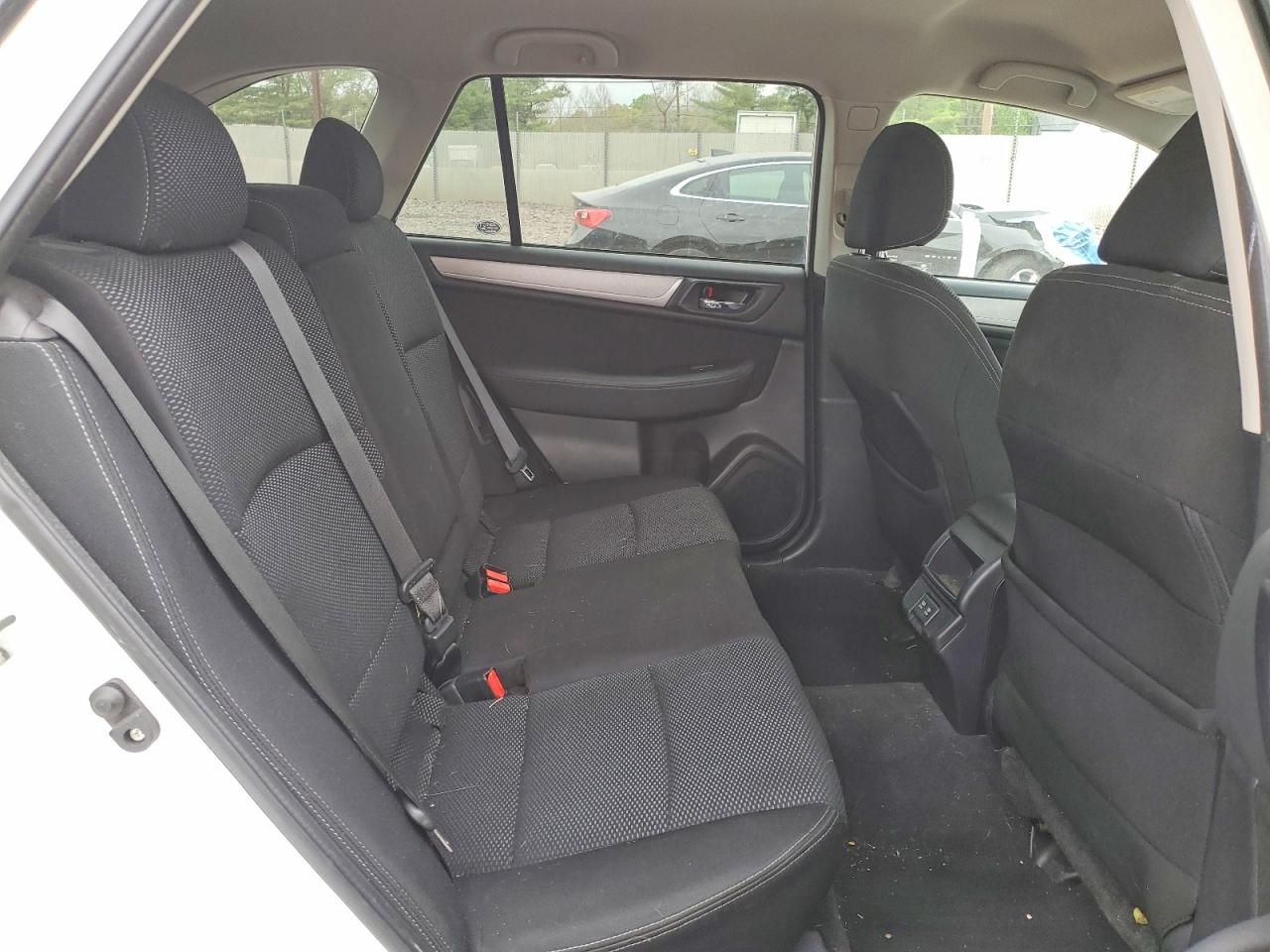 Subaru Outback 2.5i Premium