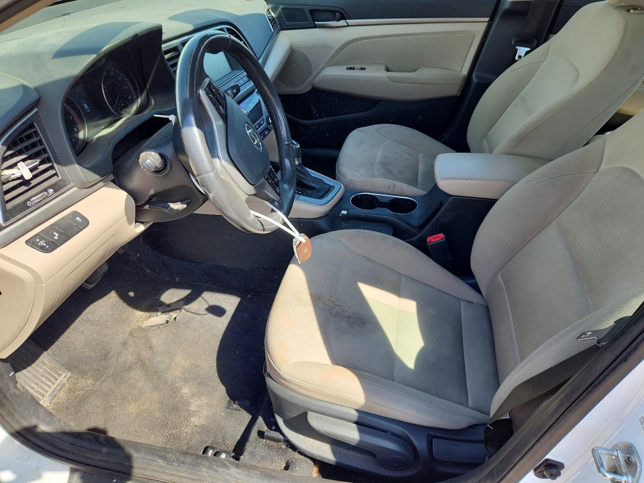 Hyundai ELANTRA Value Edition