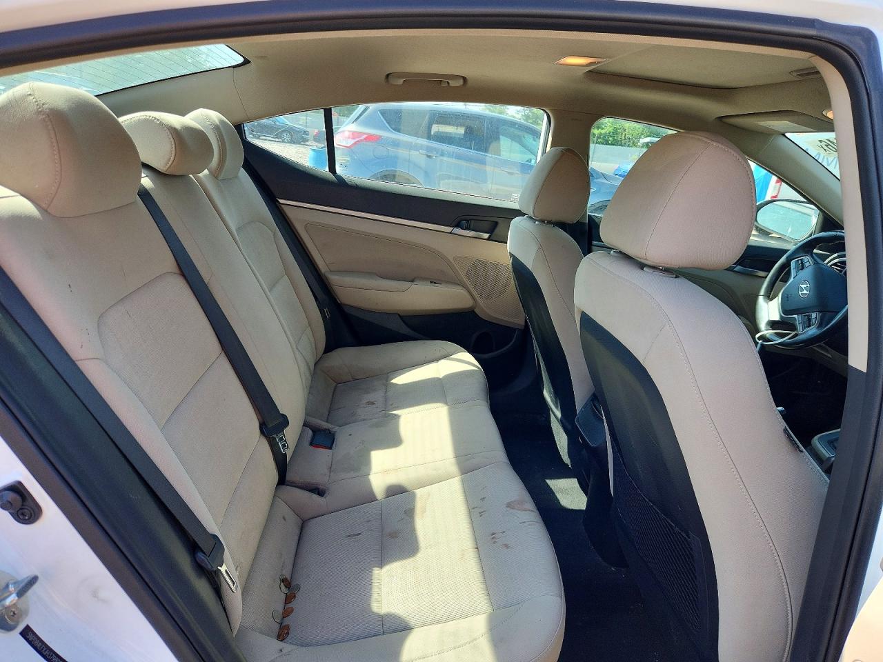 Hyundai ELANTRA Value Edition
