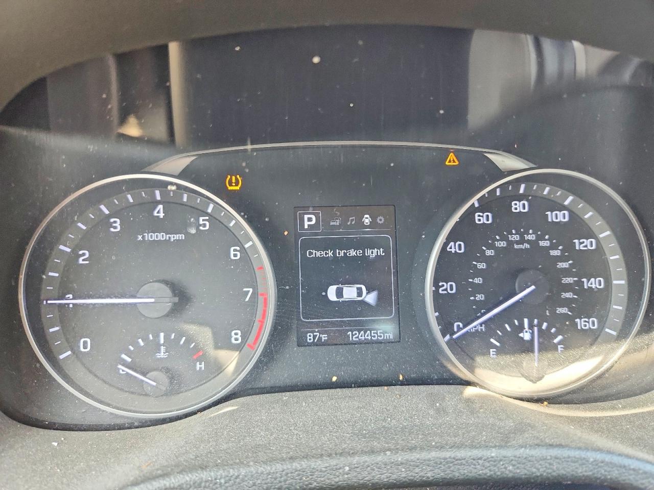 Hyundai ELANTRA Value Edition