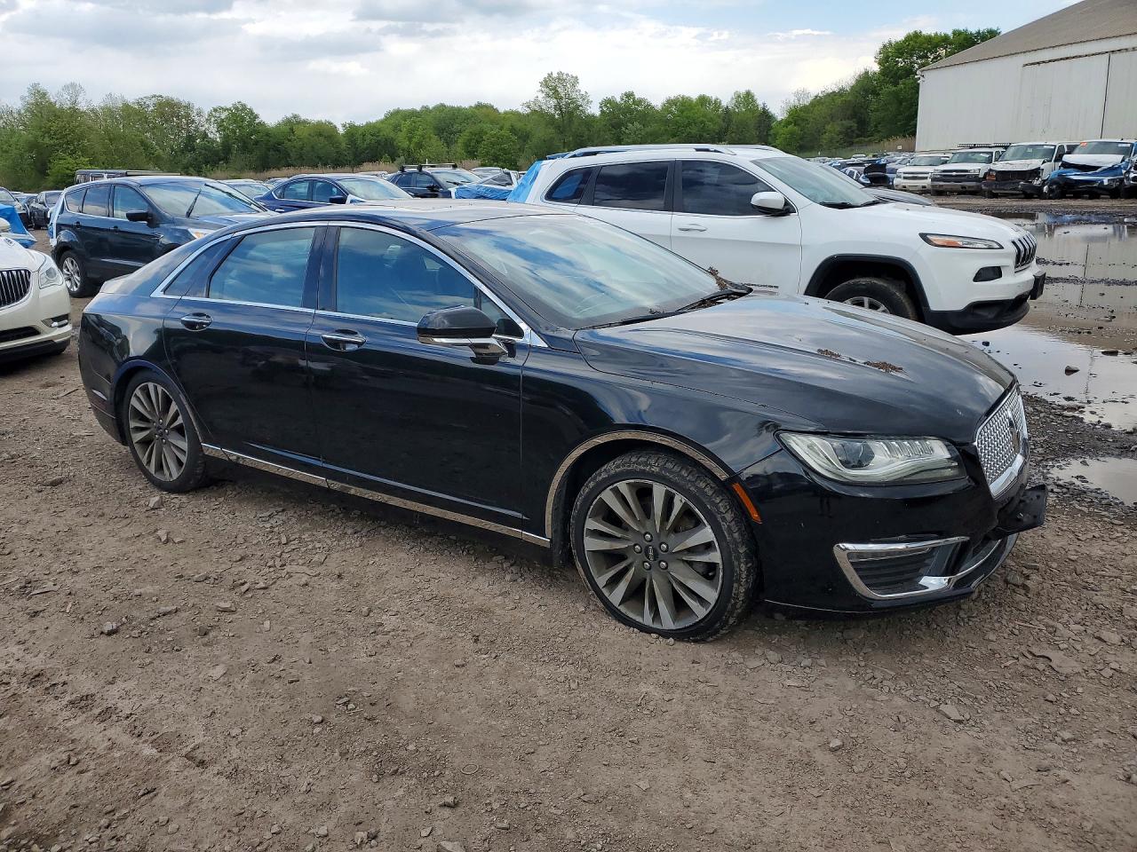 Lincoln MKZ Reserve