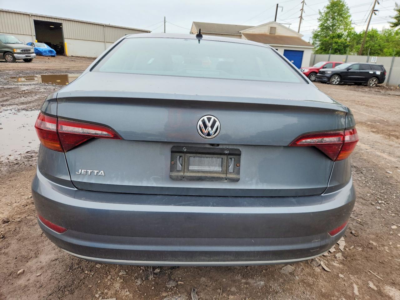 Volkswagen Jetta S