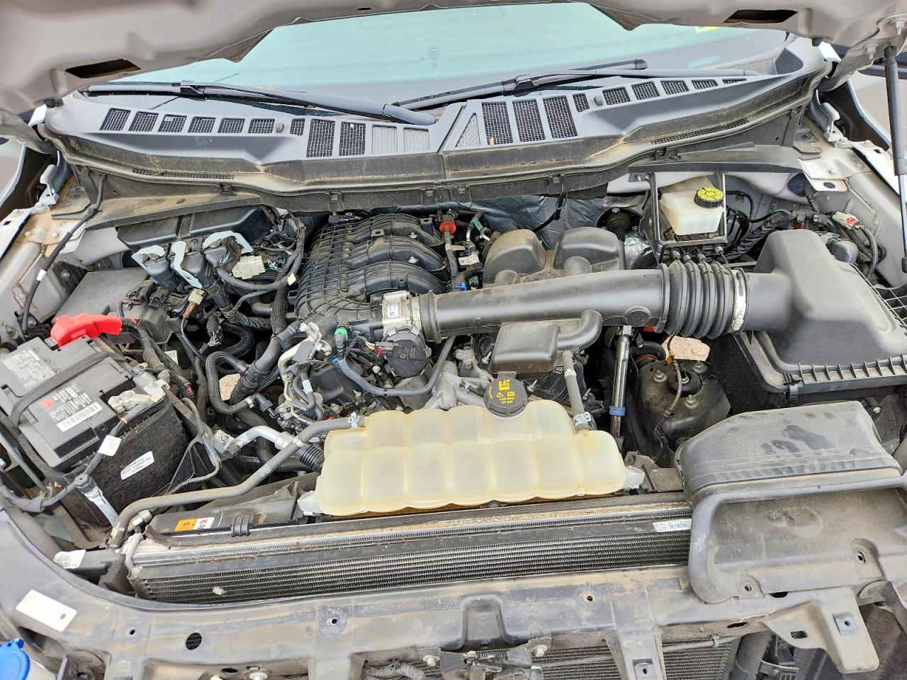 Ford F-150 Super Cab