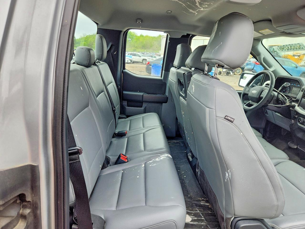 Ford F-150 Super Cab