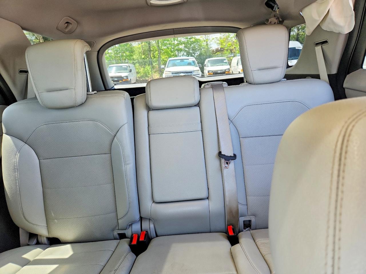 Mercedes-Benz M-Class 350 Bluetec