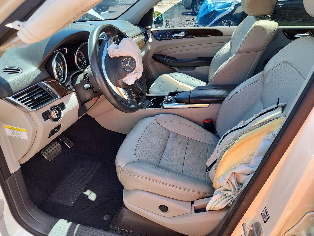Mercedes-Benz M-Class 350 Bluetec