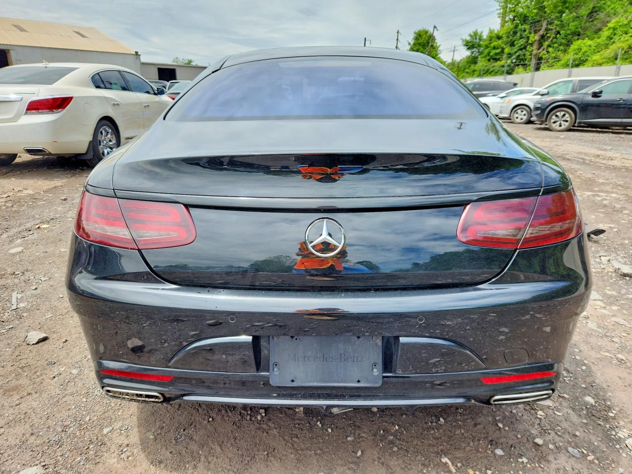 Mercedes-Benz S-Class 550
