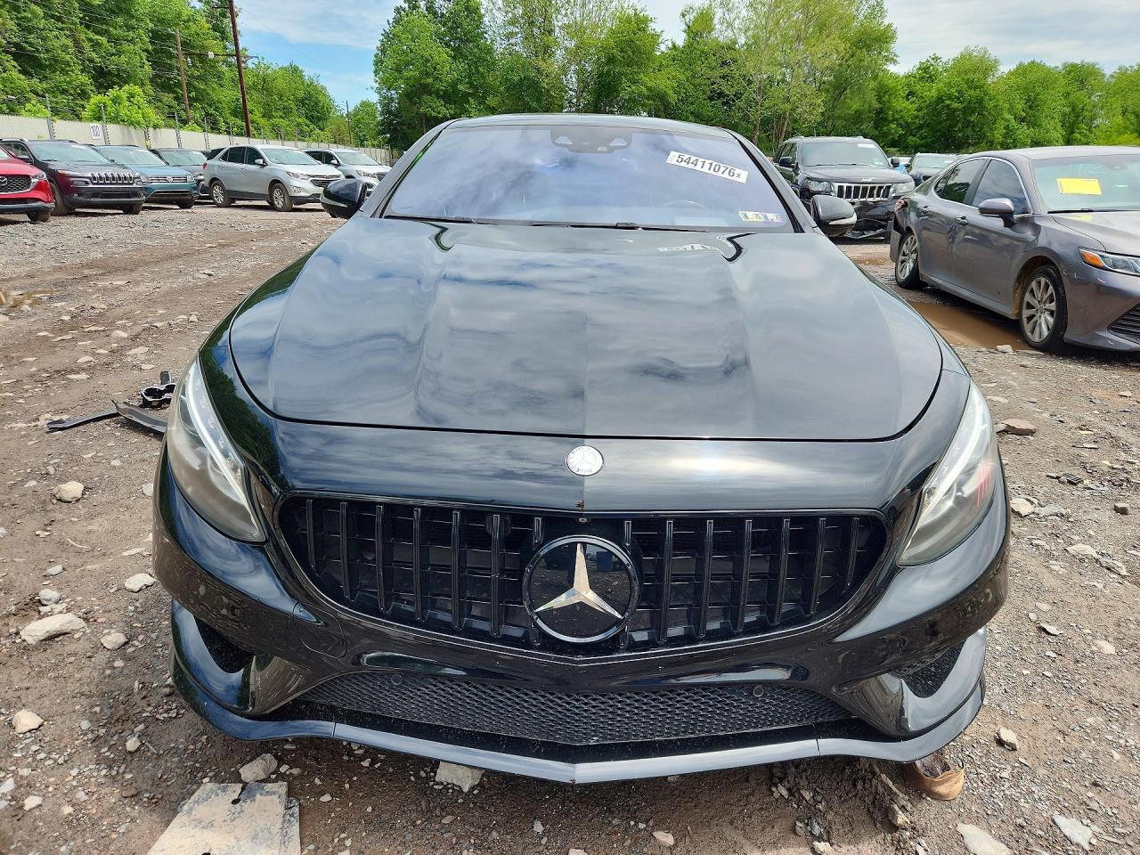 Mercedes-Benz S-Class 550