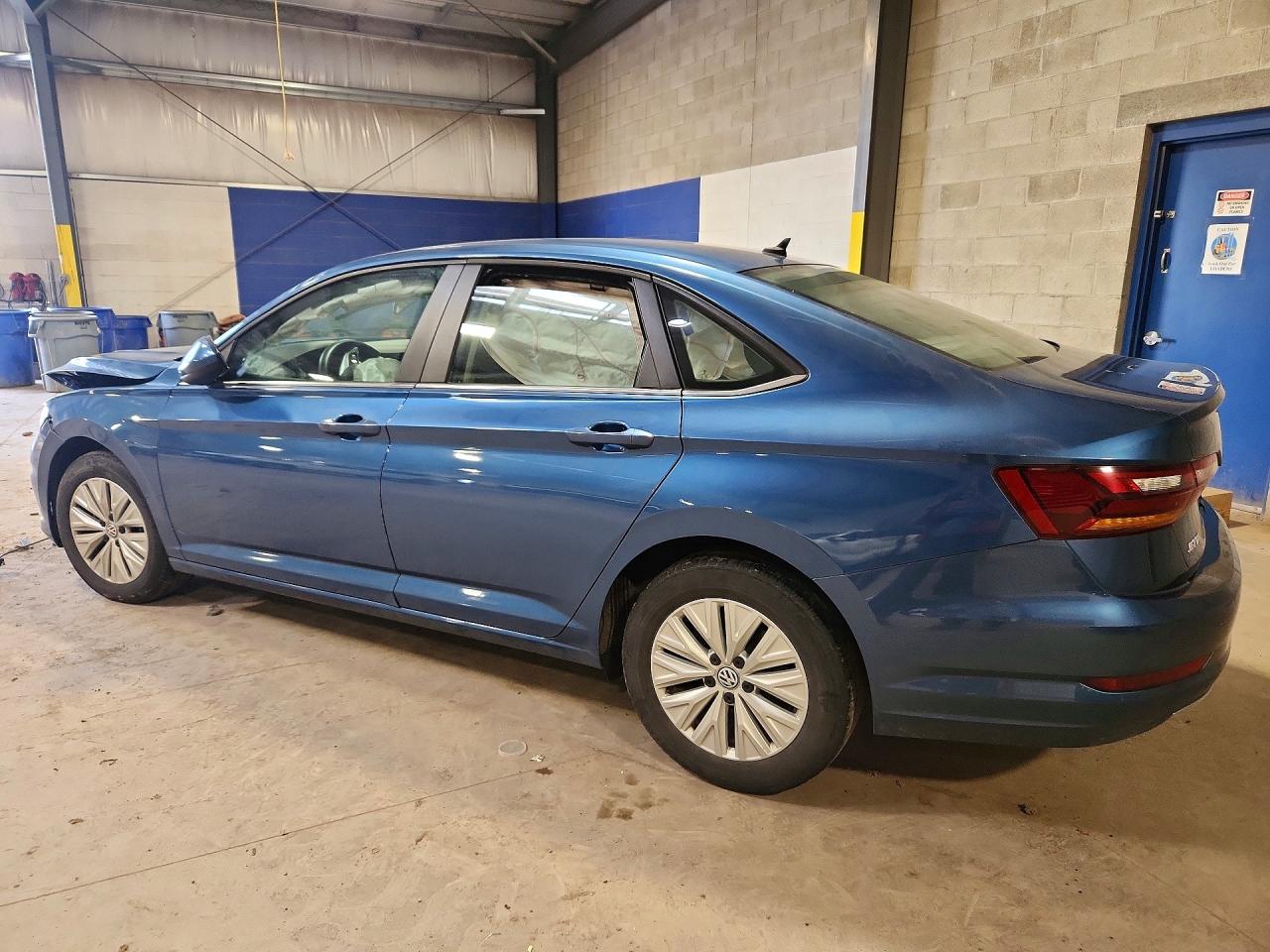 Volkswagen Jetta S