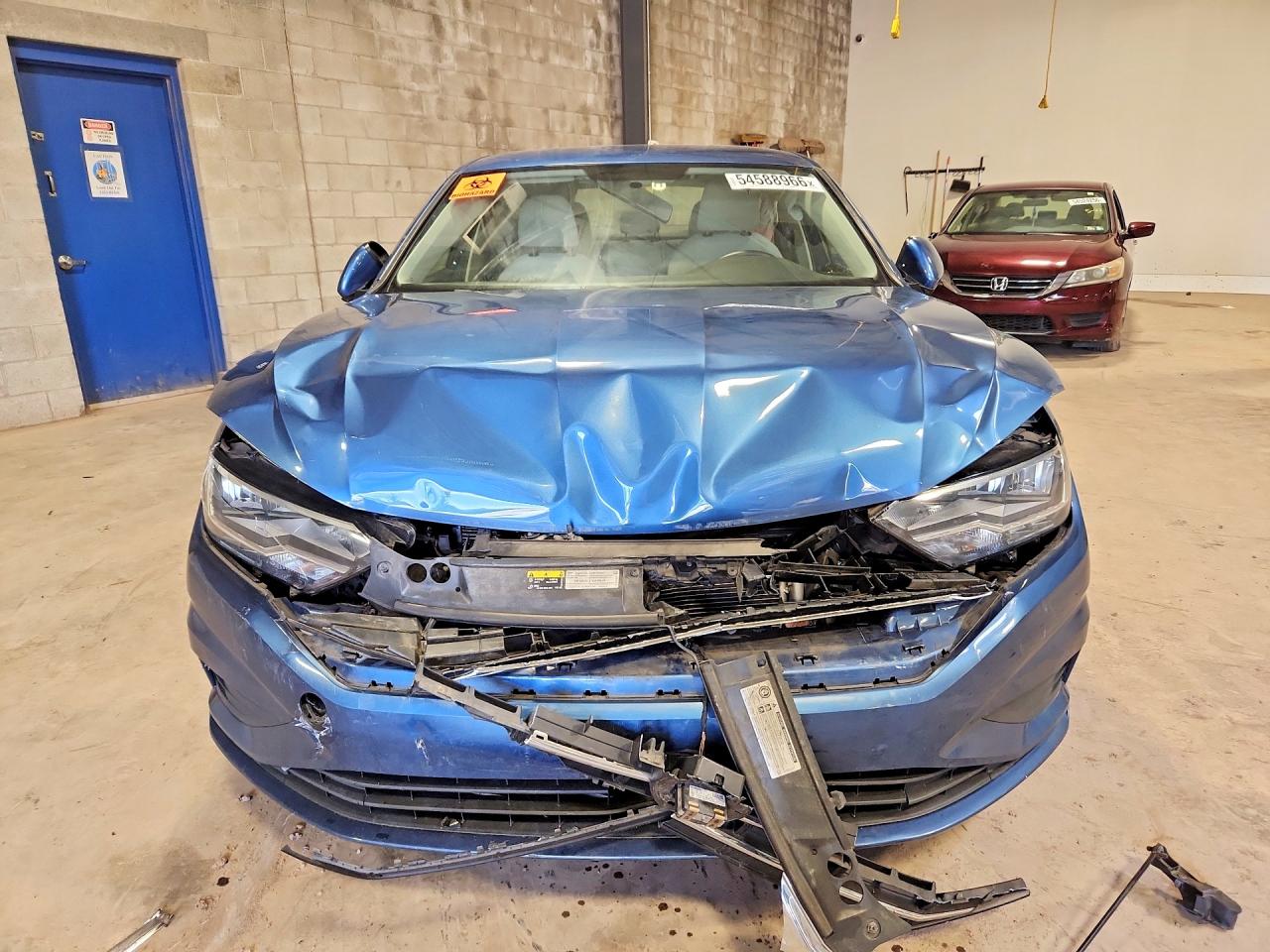 Volkswagen Jetta S