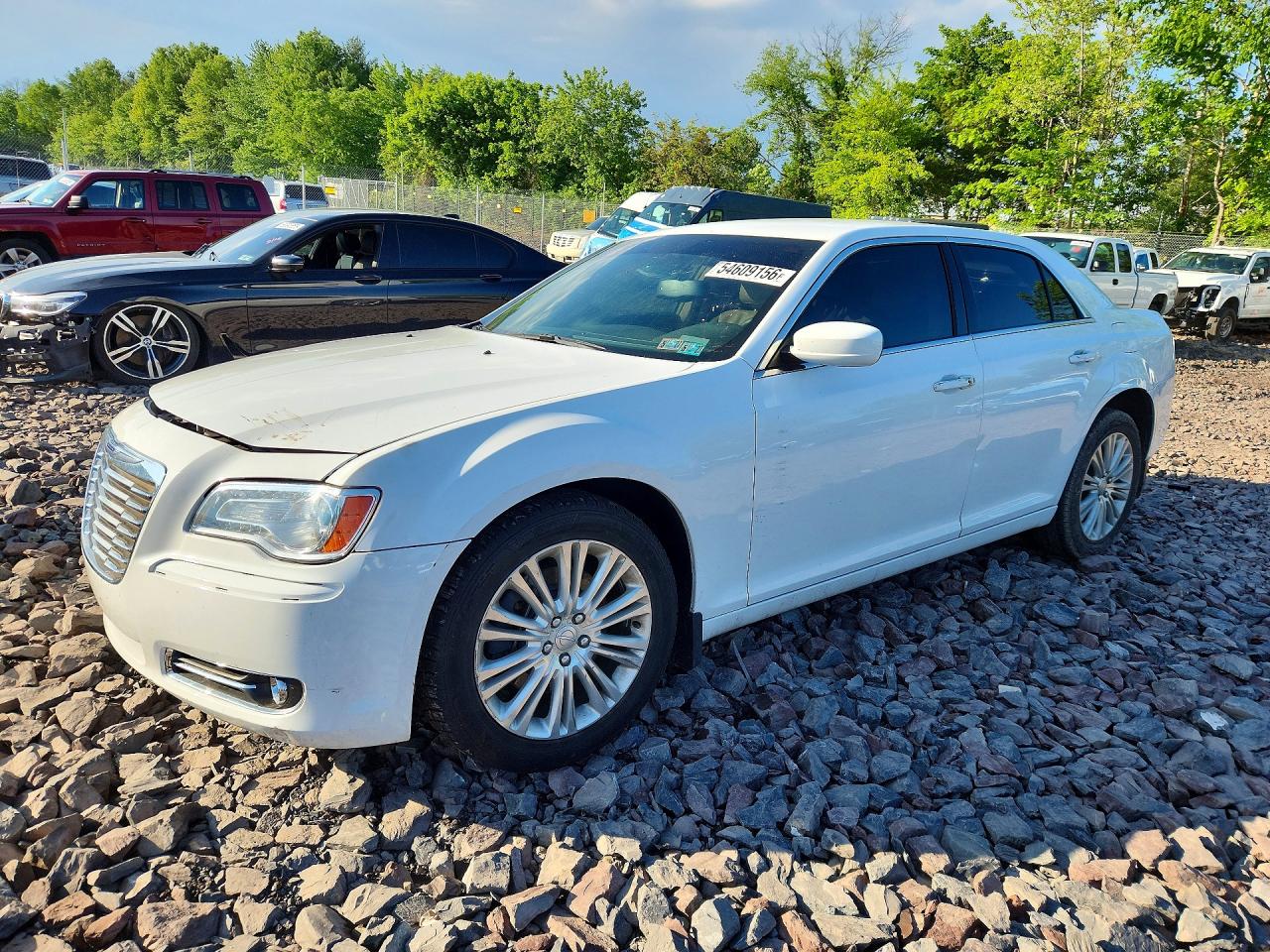 Salvage Chrysler 300 Image