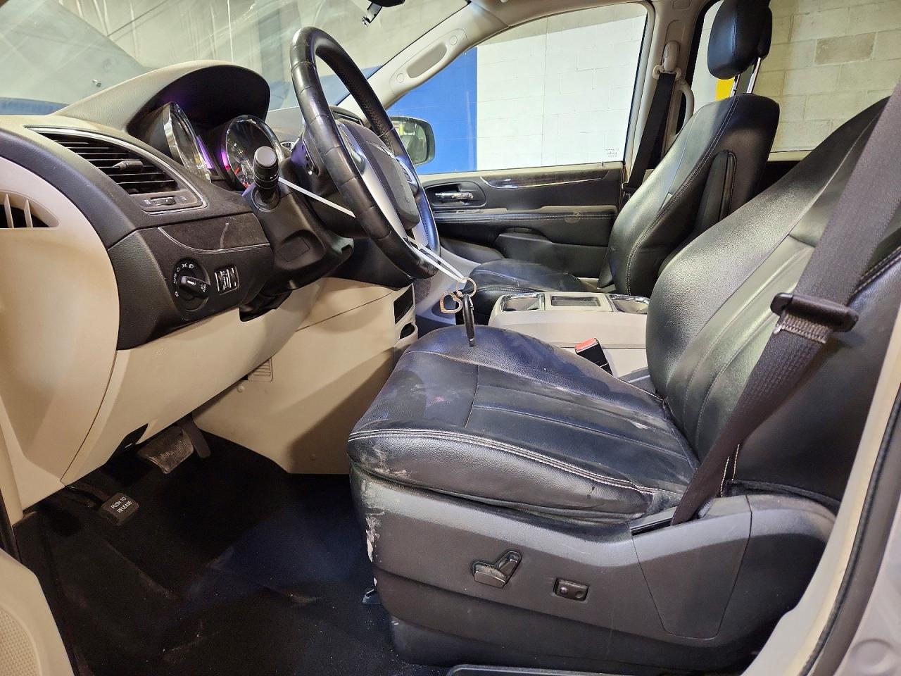 Chrysler Minivan Touring