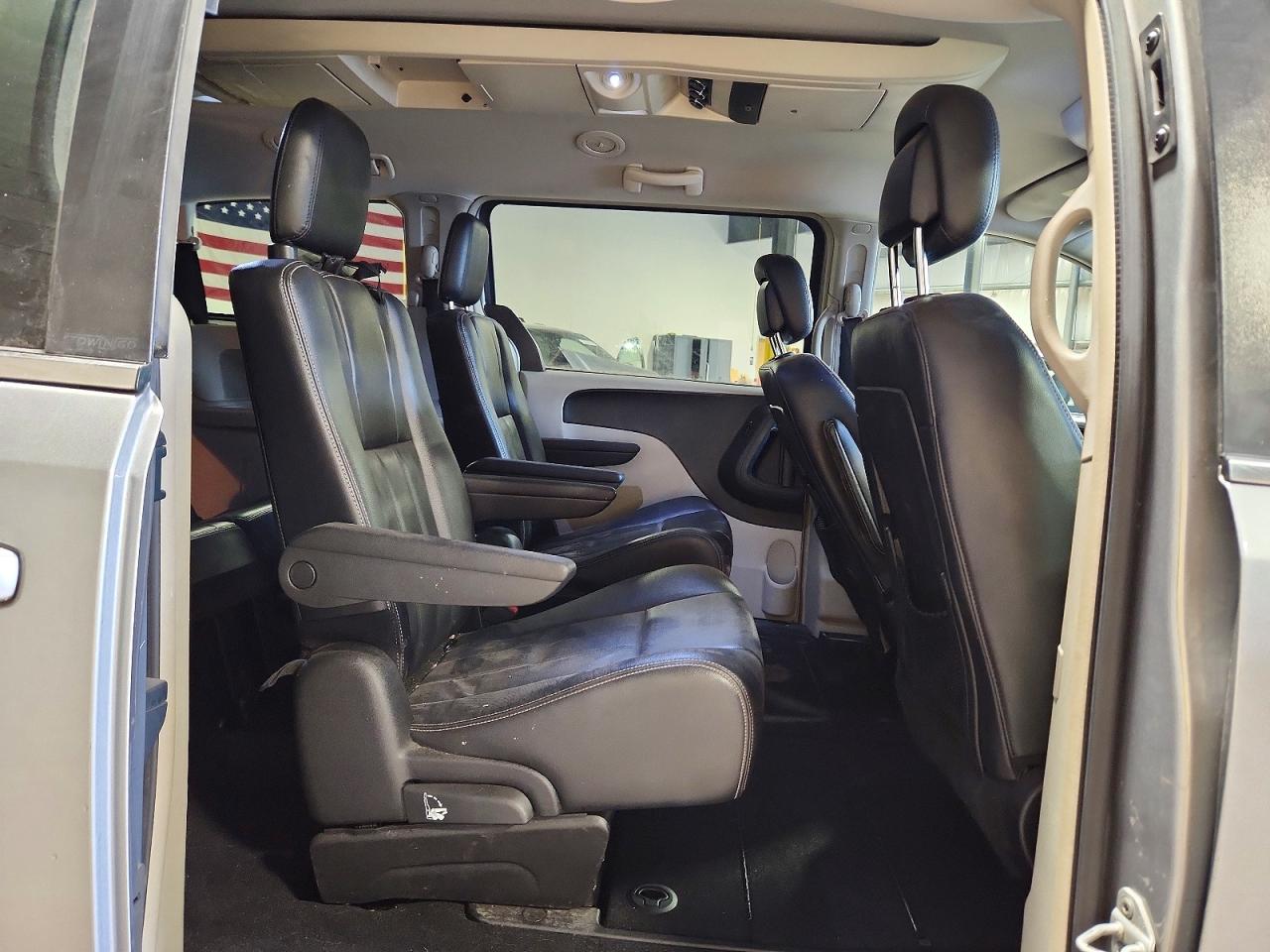 Chrysler Minivan Touring