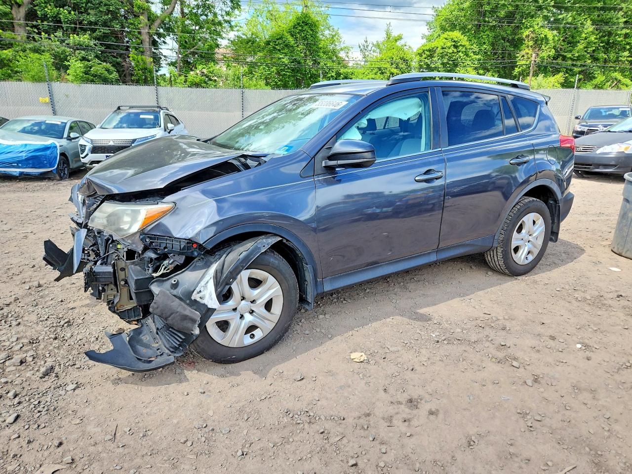 Salvage Toyota RAV4 Image