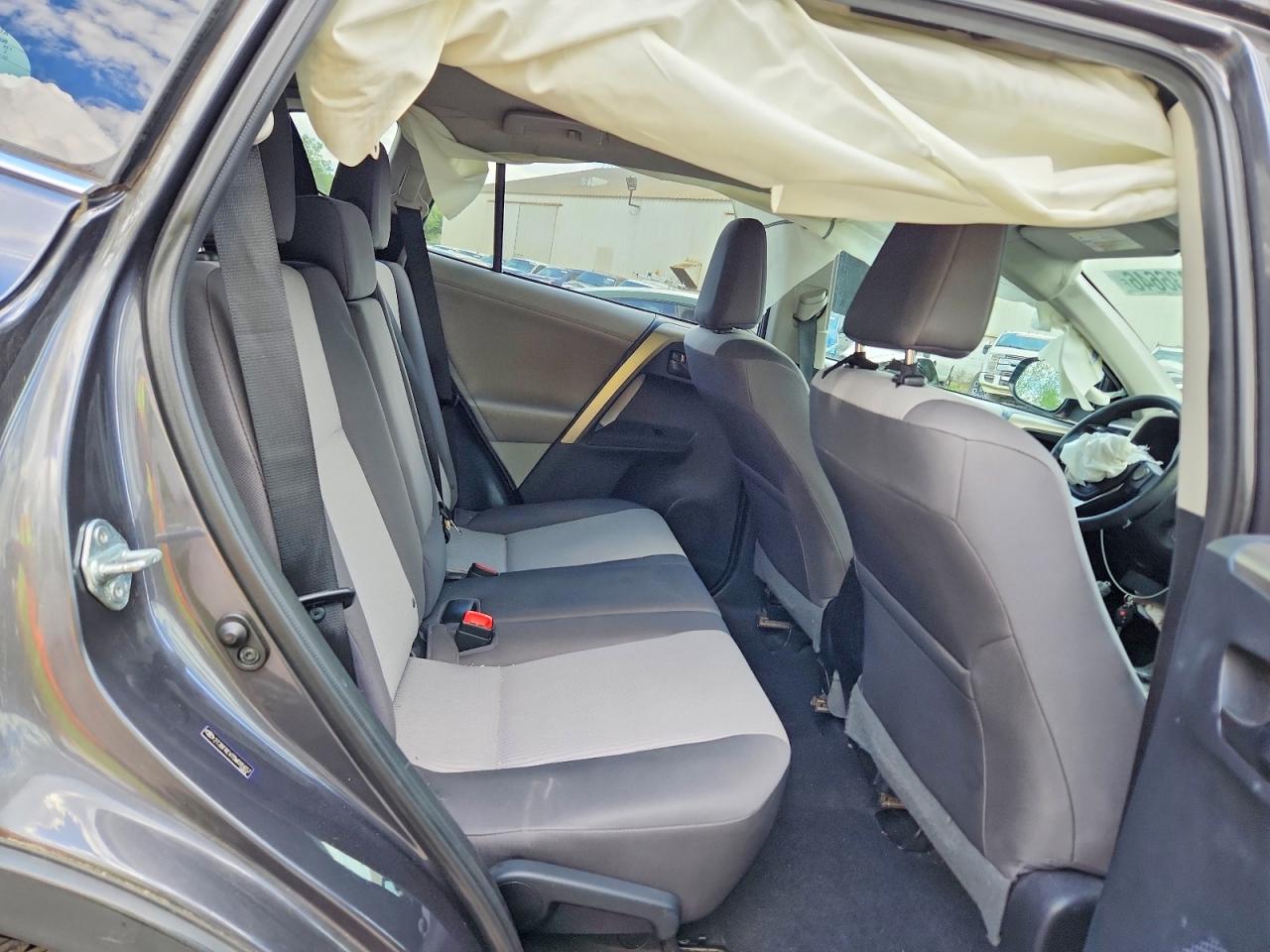Toyota RAV4 Le