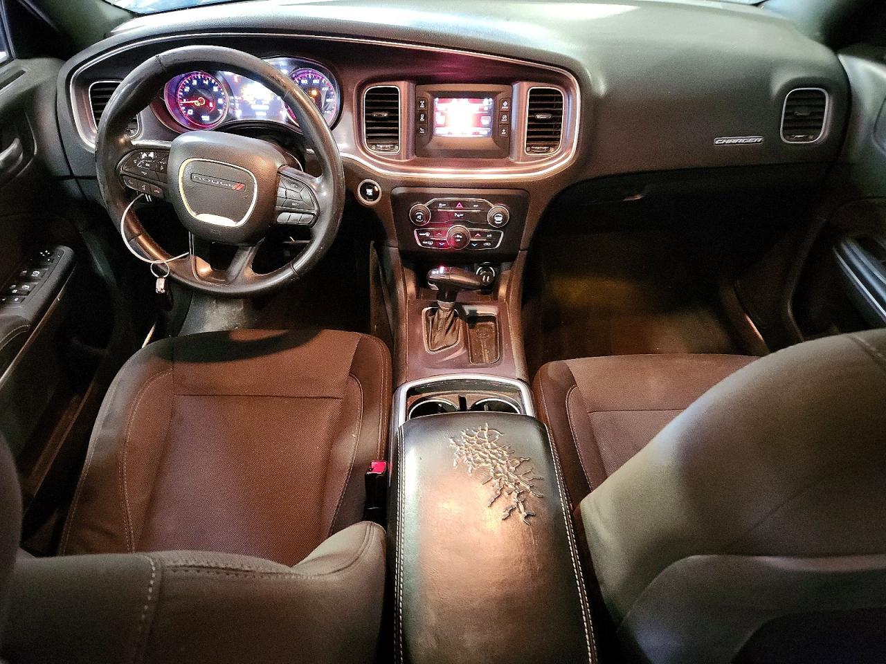 Dodge Charger Se