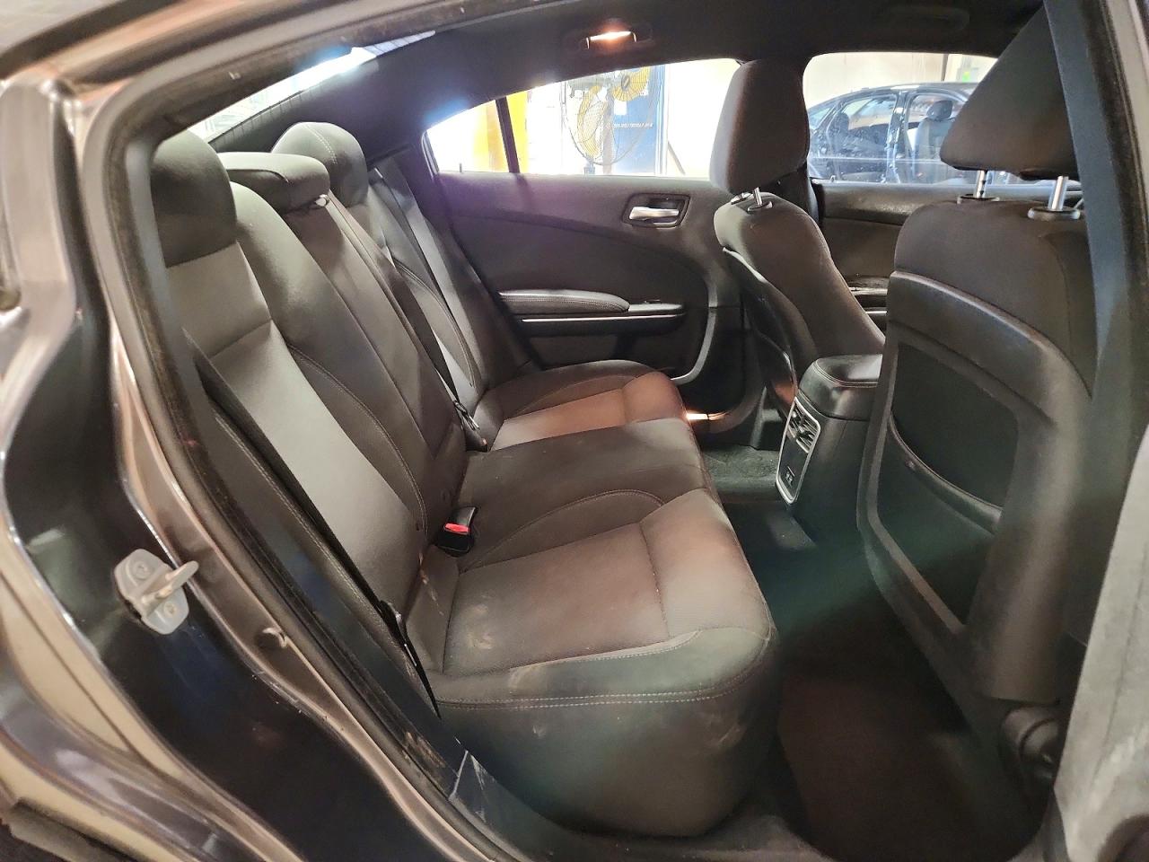 Dodge Charger Se