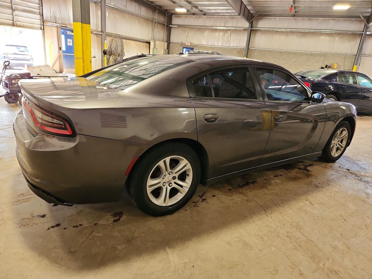 Dodge Charger Se