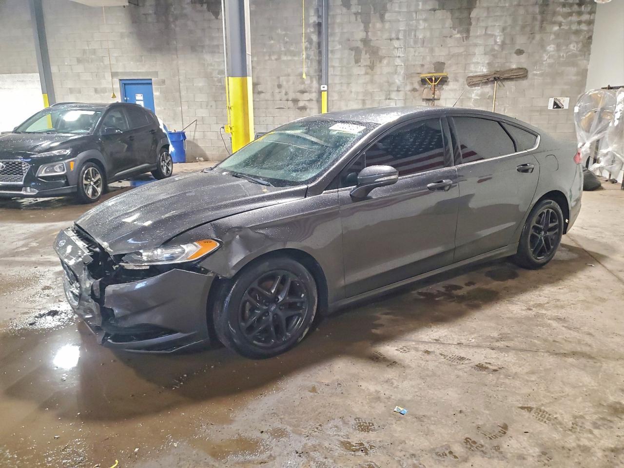 Salvage Ford Fusion Image