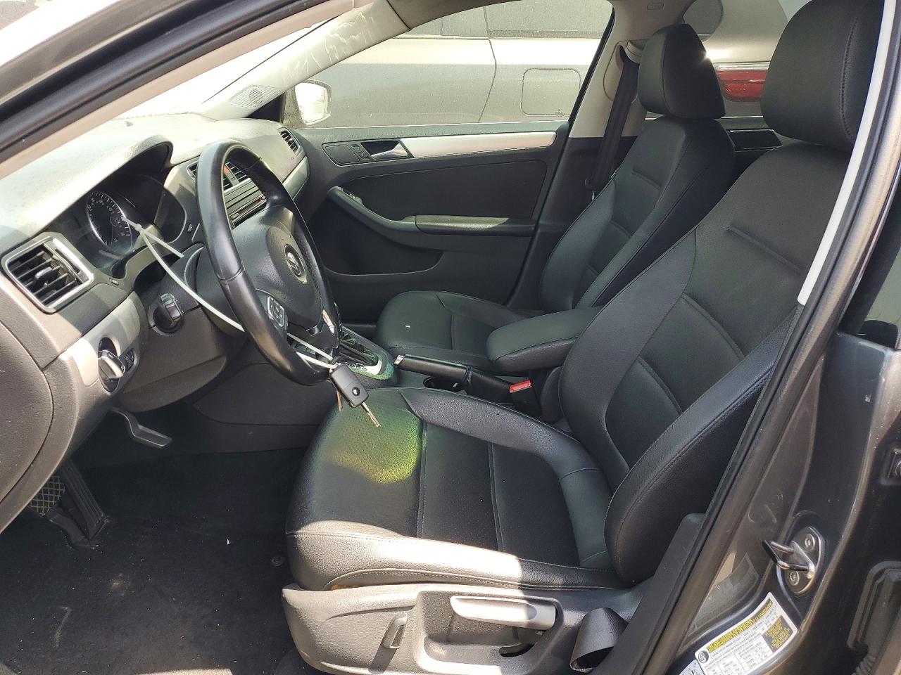 Volkswagen Jetta Se