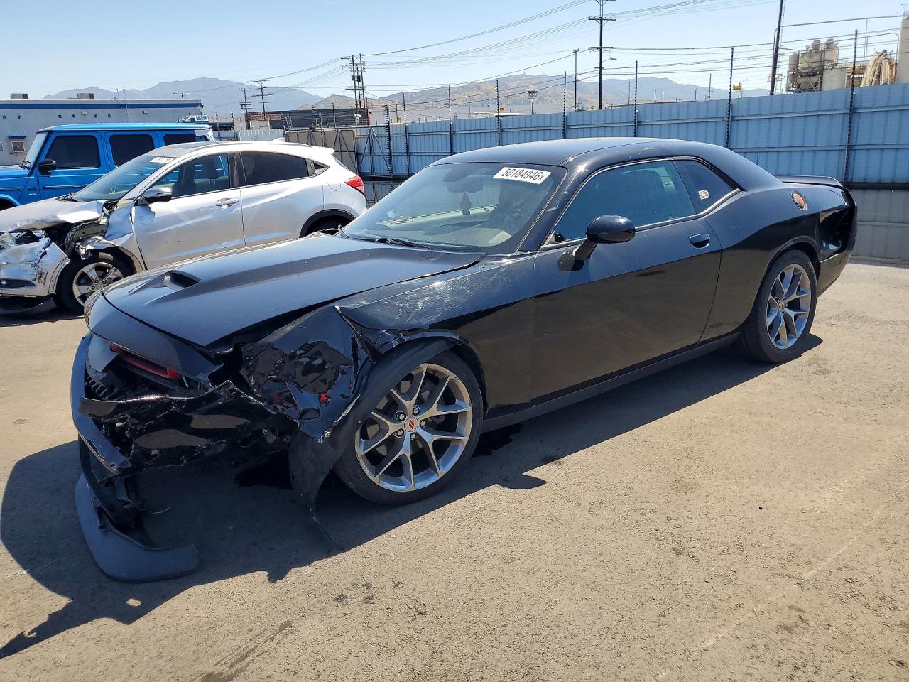 Salvage Dodge Challenger Image