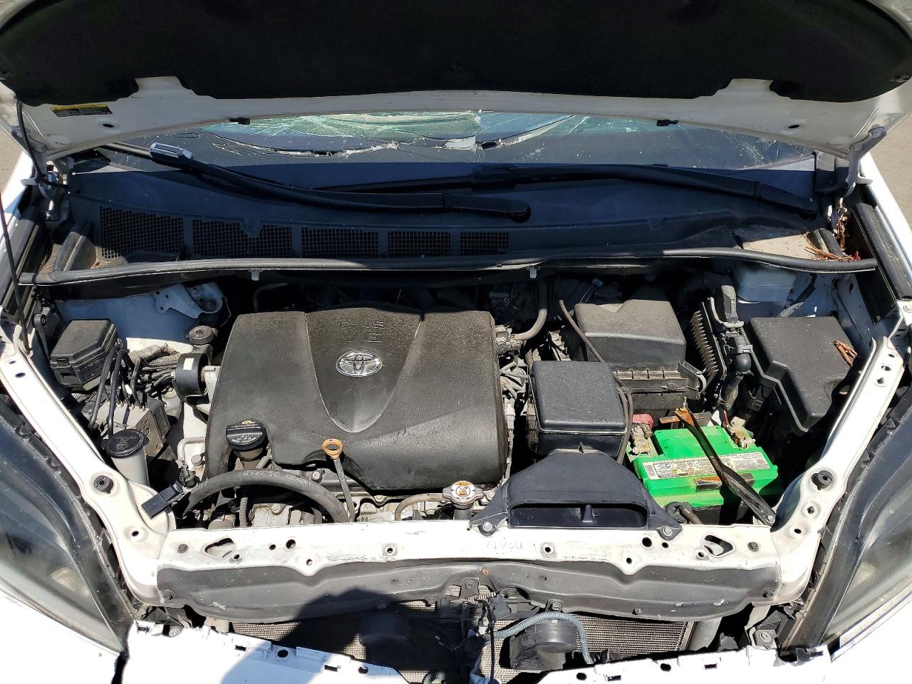 Toyota Sienna Se 8-passenger